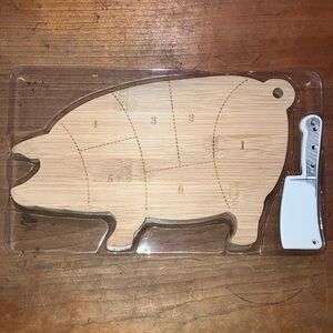 Pig-Shaped Bamboo cheese Board / mini cutting board with ceramic spreader